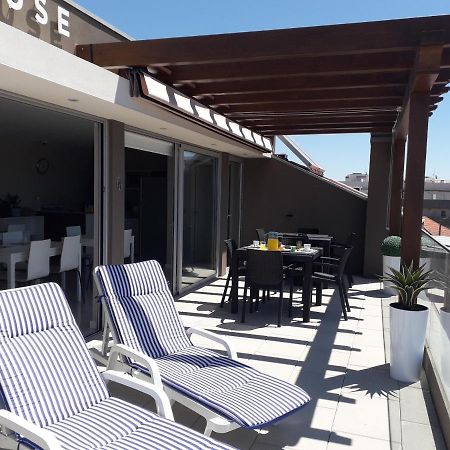 Cmb Guesthouse Apúlia 外观 照片